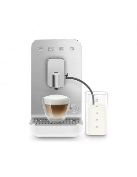 Cafetera Superautomática - Smeg...
