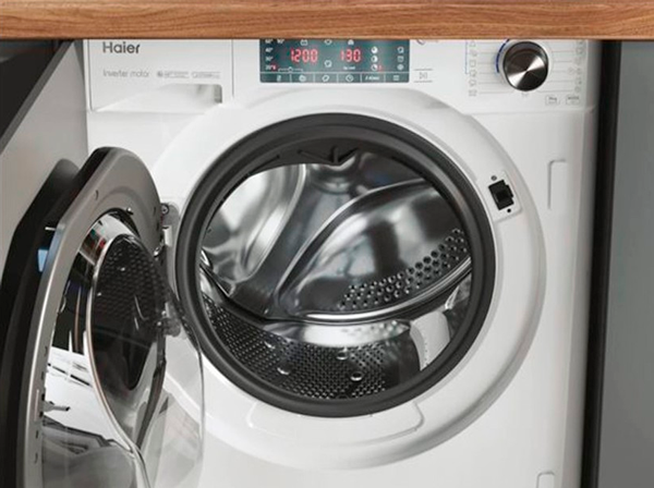 4 formas de ocultar la lavadora y secadora en tu cocina