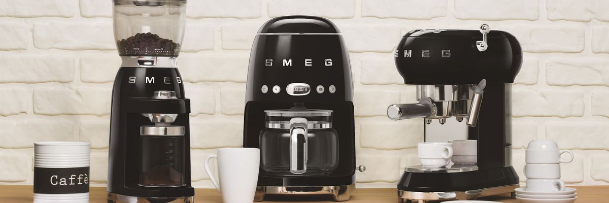 Cafeteras Smeg Negro