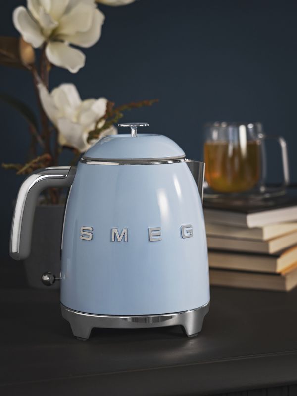 Hervidor Smeg Azul